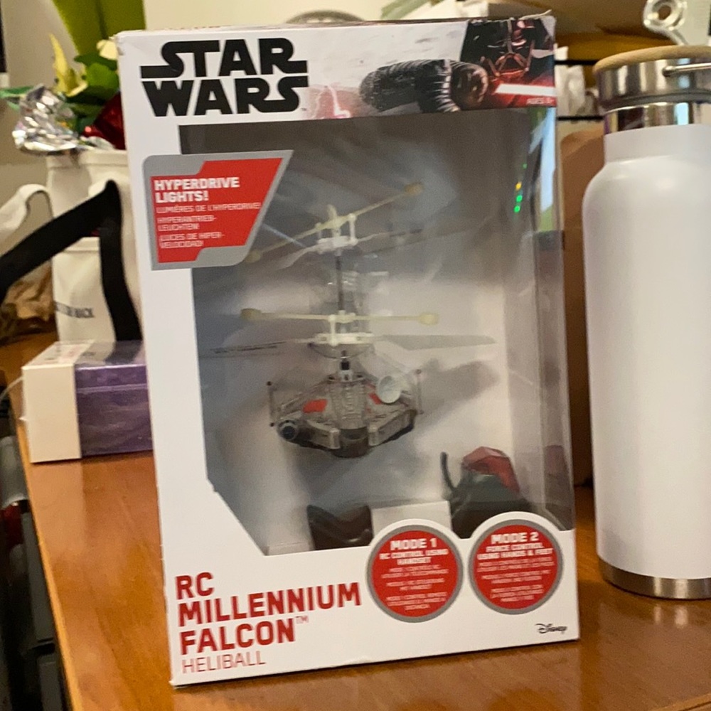Star Wars RC Millennium Falcon Heliball